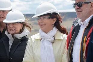 Alicia y Cristina Kirchner, juanto a Ferreyra