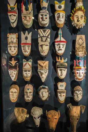 Máscaras en el Museo del Barro de Asunción.