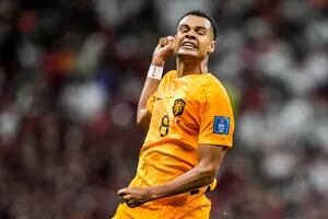 Una revelación naranja: el inesperado goleador que viene de los Países Bajos