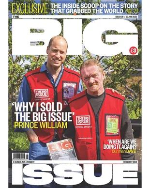 El príncipe Guillermo fue portada de The Big Issue, junto a uno de los trabajadores de la publicación (Crédito: Instagram/@dukeandduchessofcambridge)
