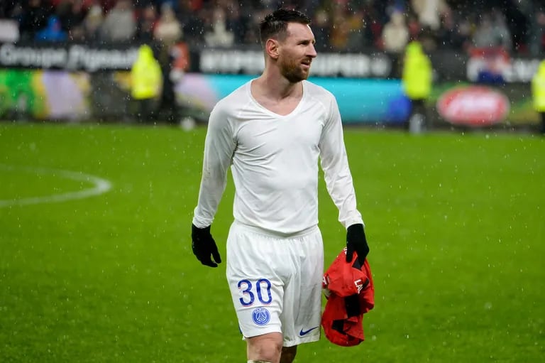 Messi ha perso contro il Paris Saint-Germain dopo 29 partite e l’allenatore Galtier si è detto deluso dalla sua squadra