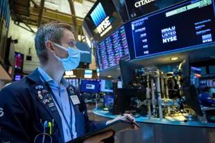 Los principales índices en Wall Street se dirigen a otra pérdida semanal