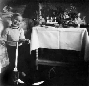 Los cumpleaños siempre fueron uno de los momentos más esperados del año para Federico Klemm, aquí en un festejo de niño, en 1950 