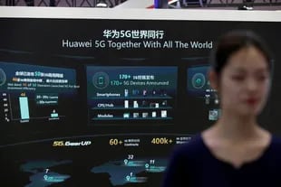 La ventaja técnica de Huawei en el desarrollo de la tecnología 5G quedó limitada en los últimos años por los coletazos de la guerra comercial entre Estados Unidos y China