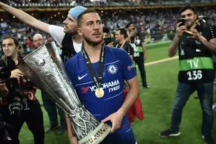 Hazard y la última copa con su ex club, Chelsea: la Europa League, hace unas semanas