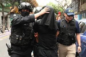 Detuvieron al líder de la barra brava de Rosario Central y al titular de la UOCRA