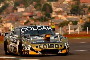 El Siete de Oro, un homenaje que ensayó Gastón Mazzacane al icónico auto que utilizó Roberto José Mouras en el Turismo Carretera; con el Chevrolet N°7, el platense logró el primer triunfo en la categoría