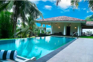 Cómo disfrutar de la piscina en los mejores hoteles de Miami sin tener reserva de habitación