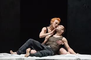 Lautaro Dolz y Carolina Capriati son los protagonistas de la tragedia "Macbeth", de Alejandro Cervera