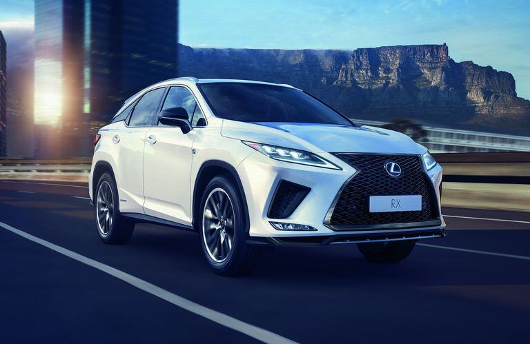 The Lexus RX 450h F-Sport, one of the models that completes the range of the brand in the country
