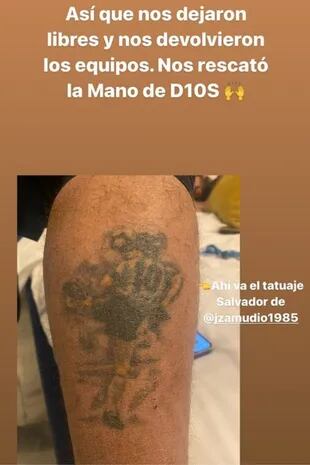El tatuaje de Diego Maradona que puso a resguardo a periodistas chilenos en Ucrania
