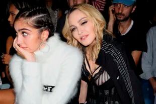 Lourdes León junto a Madonna en la semana de la moda de Nueva York en 2016