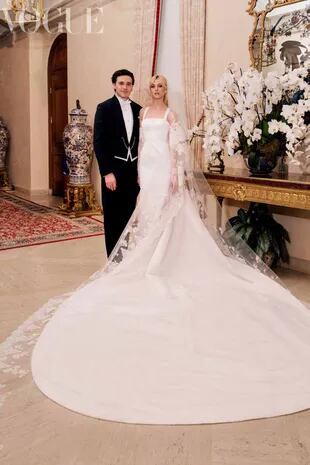 Nicole Peltz'S Wedding Dress