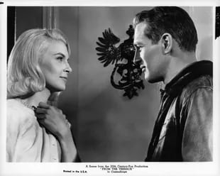 Joanne Woodward y Paul Newman en el film Desde la terraza
