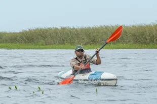 Ricardo Ríos organiza remadas en kayak de hasta 40 kilómetros