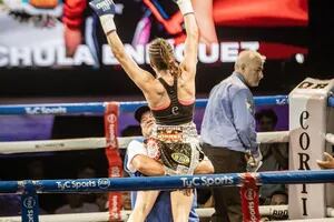 De princesa a reina: la noche del Luna Park alumbró a una nueva campeona mundial de boxeo
