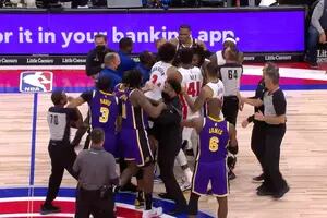 La violenta pelea entre LeBron James y un jugador de Detroit Pistons