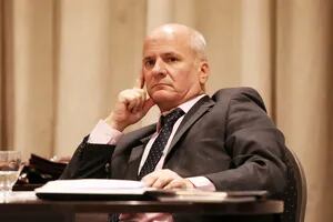 “Acá hay un fiscal que cometió un delito”: piden la destitución de Claudio Scapolan