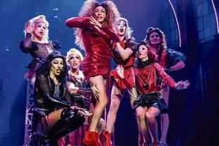 En lo que hace al musical Kinky Boots, Sofi Morandi, Fer Dente y Martín Bossi compiten por el ACE
