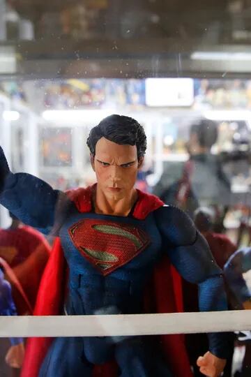La colección de figuras de Superman es una de las destacadas del espacio