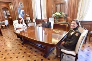 La reunión con la jefa del Comando Sur, Laura J. Richardson; y el embajador Marc Stanley.