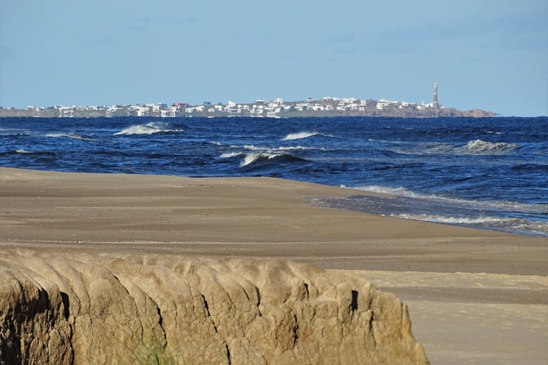 Familias argentinas denunciaron robos en una playa de Uruguay