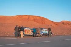 Ocho argentinos cruzaron el Sahara en dos Citroën 3CV para cumplir un sueño
