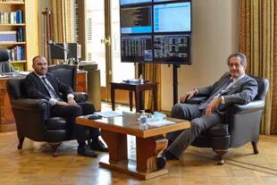 Guzmán y el presidente del Banco Central, Miguel Pesce, buscaron, el viernes pasado, dar una imagen de trabajo unificado