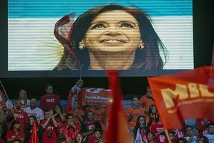 Imagen de la presidenta Cristina Kirchner durante una manifestación contra la disputa de la deuda en Buenos Aires