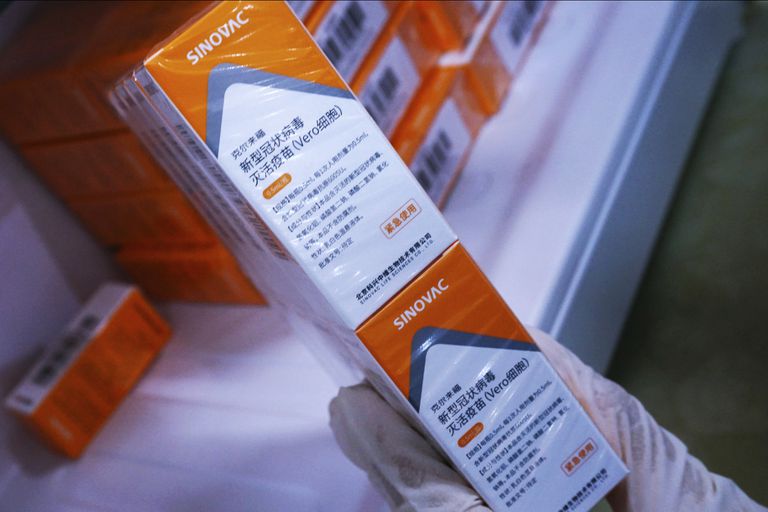 La vacuna china Sinovac se utiliza en varios países de la región, entre ellos Uruguay y Chile