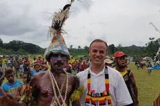 El cura argentino que evangeliza en Papúa Nueva Guinea con música y educación