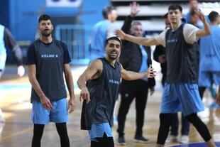 Facundo Campazzo, en uno de los entrenamientos de preparación del seleccionado en Mar del Plata