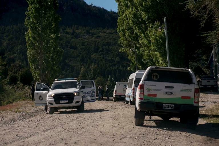 Cuesta del Ternero, Río Negro: operativo policial a 3 kilómetros de donde mataron a un joven mapuche.