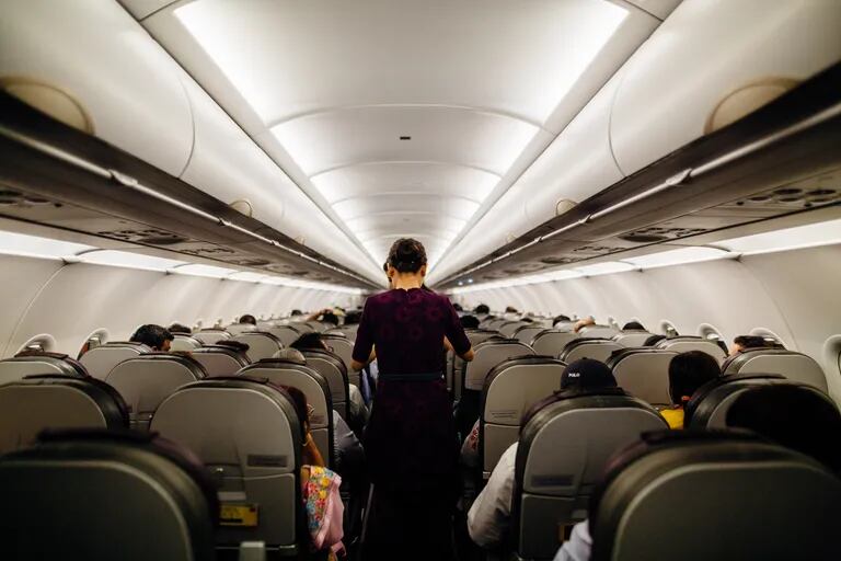Die Angst, die Flugbegleiter jedes Mal haben, wenn sie fliegen: „Ich ziehe es so weit wie möglich aus.“