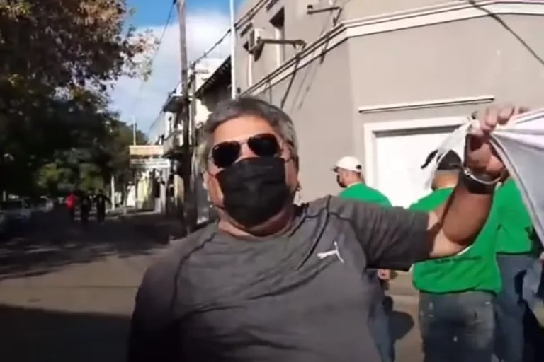 Los Comineros de San Nicolás incrementan un solo periodista, defensor del bloque y amenazó a la ciudad: «Se van a morir de hambre»
