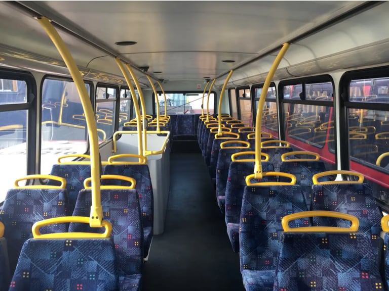 La materia prima: un típico bus londinense
@doubledeckerhome