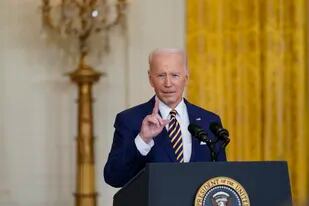 En pleno conflicto con Rusia, Biden anunció que enviará tropas a la frontera con Ucrania