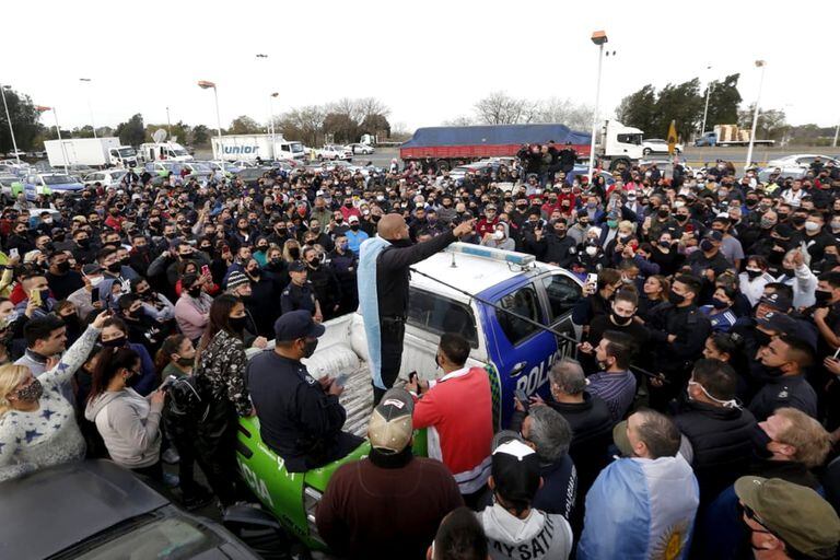 El comando instalado en Puente 12 fue el principal escenario de la protesta policial en septiembre pasado