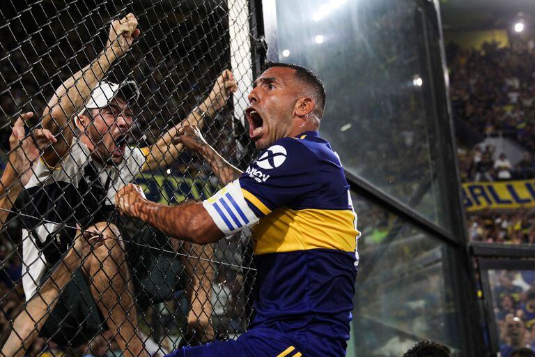 La última gran postal de Carlitos: la noche del 7 de marzo de 2020, cuando con un gol suyo, Boca le arrebató a River la Superliga 19/20 en los últimos minutos de la última fecha