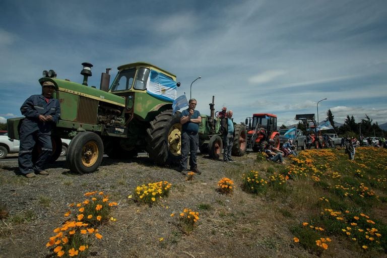 Los productores se movilizaron con tractores
