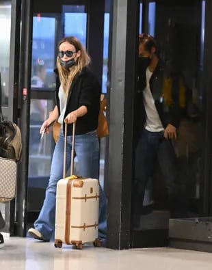 Harry Styles y Olivia Wilde toman un vuelo desde Nueva York