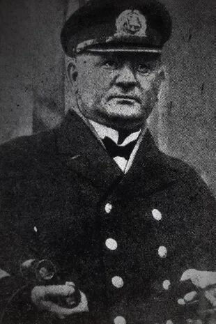 El capitán Theodor Dreyer nació en Hamburgo, y estaba a punto de jubilarse cuando el Monte Cervantes realizó su último viaje