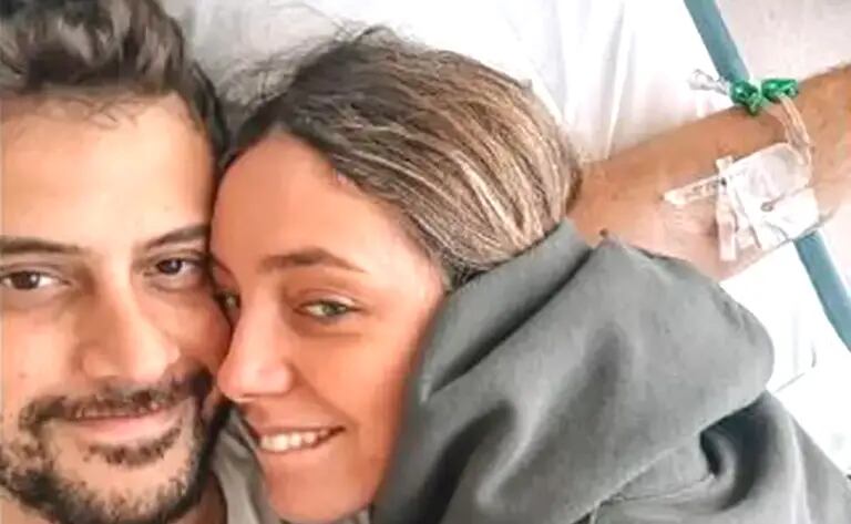 Diego Leuco estuvo ingresado y su novia Sophie Martínez lo visitó en el hospital: «Fue una noche difícil»