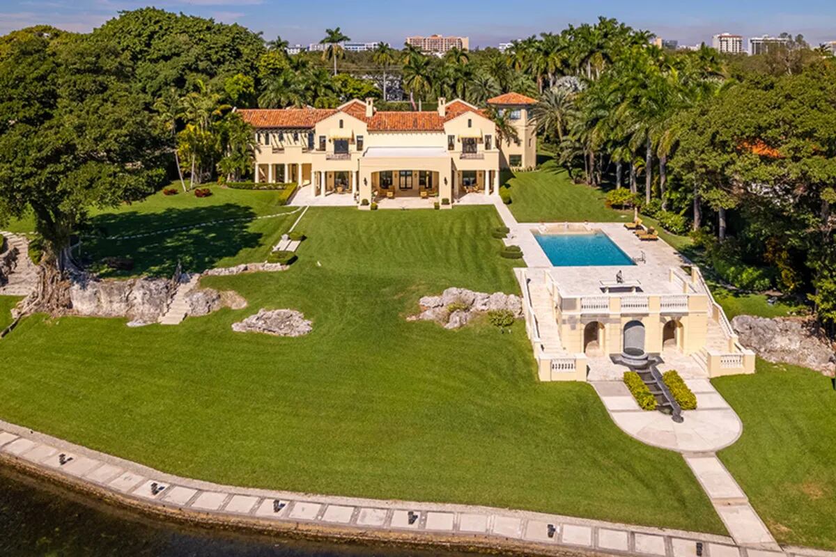 Se puso en venta la residencia más cara de la historia de Miami: cómo es  por dentro la propiedad de 150 millones de dólares - LA NACION
