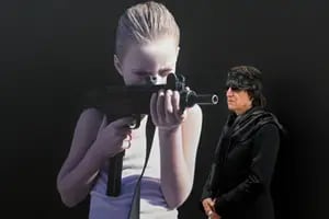 El controversial fotógrafo Gottfried Helnwein presenta su nueva muestra