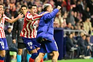 La noche en que Ángel Correa hizo un gol para Atlético de Madrid con la campera puesta