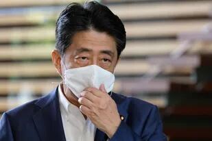 El primer ministro japonés, Shinzo Abe, dijo hoy que se sometió a exámenes en un hospital, por segunda vez en ocho días
