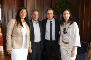 Tamara  Vinitzky, Claudio Negrete (KPMG), José Del Río y Clarisa Estol
