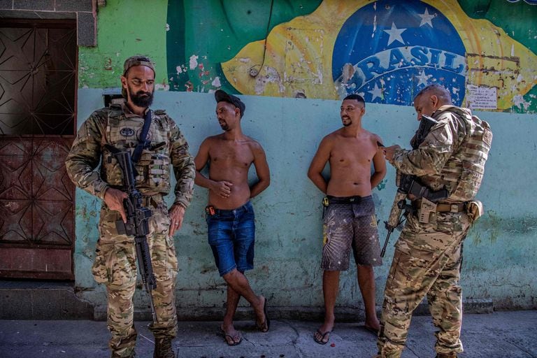 El impactante megaoperativo policial para recuperar una favela