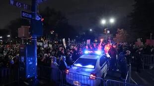 Cientos en la ciudad de Nueva York se movilizaron  en contra del futuro presidente de Estados Unidos, Donald Trump